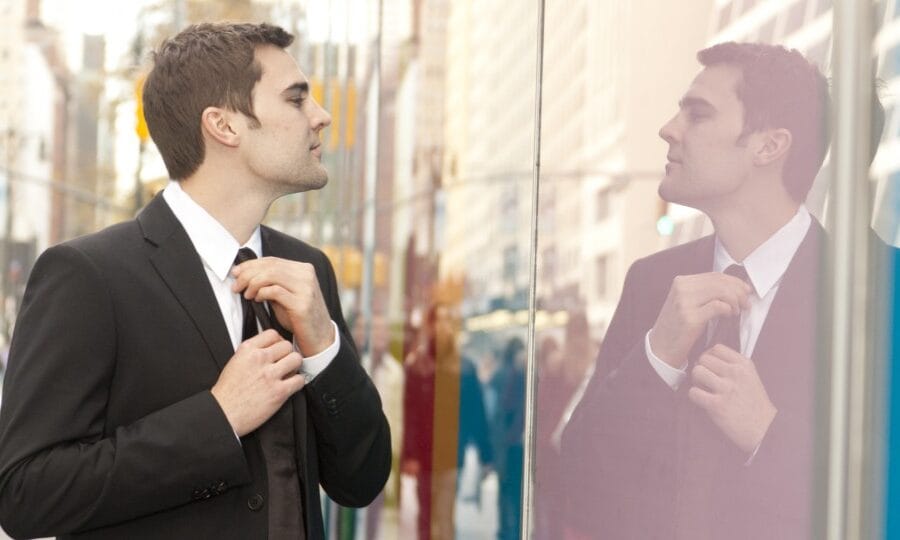 Μήπως είσαι ανασφαλής; Μάθε τα μυστικά για να κερδίσεις στο φλερτ.