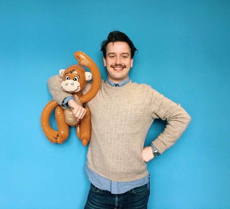 blue fun smiling smile man person funny background happy millennial t20 mvQ9mE