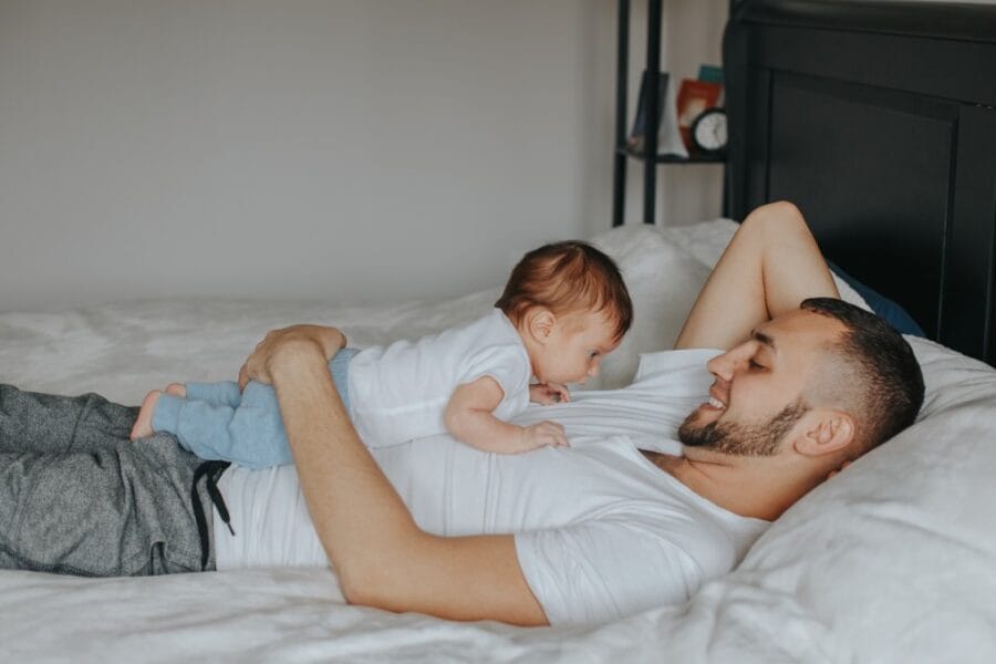 father baby child dad daughter newborn infant cute together young caucasian girl proud man hold happy t20 GJalJe
