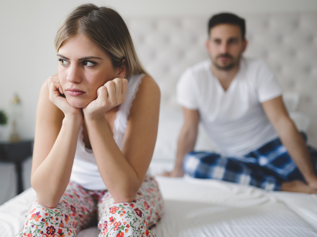 Λεκτική βία στη σχέση: Πώς να την αντιληφθείς και να αντιδράσεις
