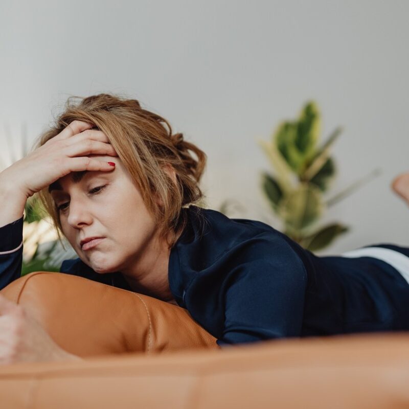 Πώς το άγχος μπορεί να επηρεάσει τη σχέση σου – και τι μπορείς να κάνεις γι’ αυτό