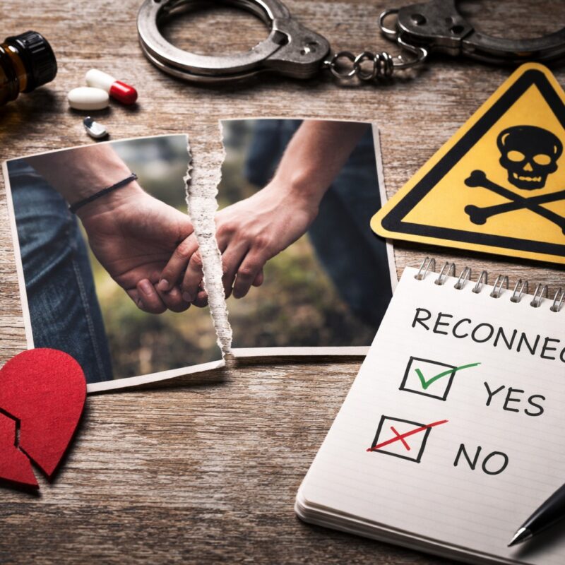 Επανασύνδεση μετά από τοξική σχέση και συναισθηματικό δίλημμα